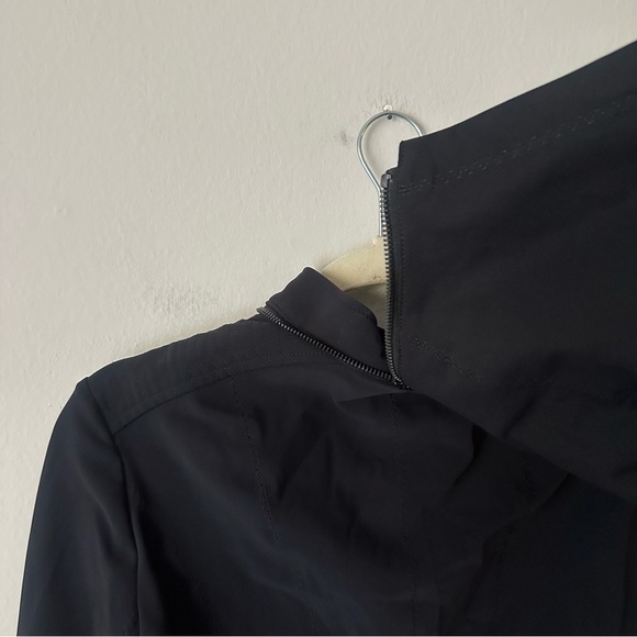 Lululemon Bust A Move Jacket Peplum Black Hood Soft Shell $178.00 - Picture 14 of 16